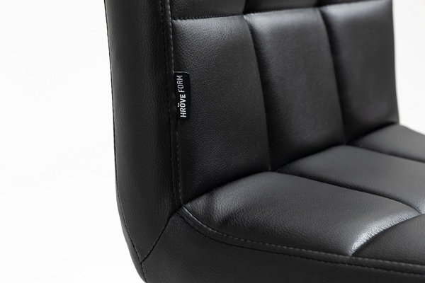 HC1015CROSS Fekete szék arany lábbal